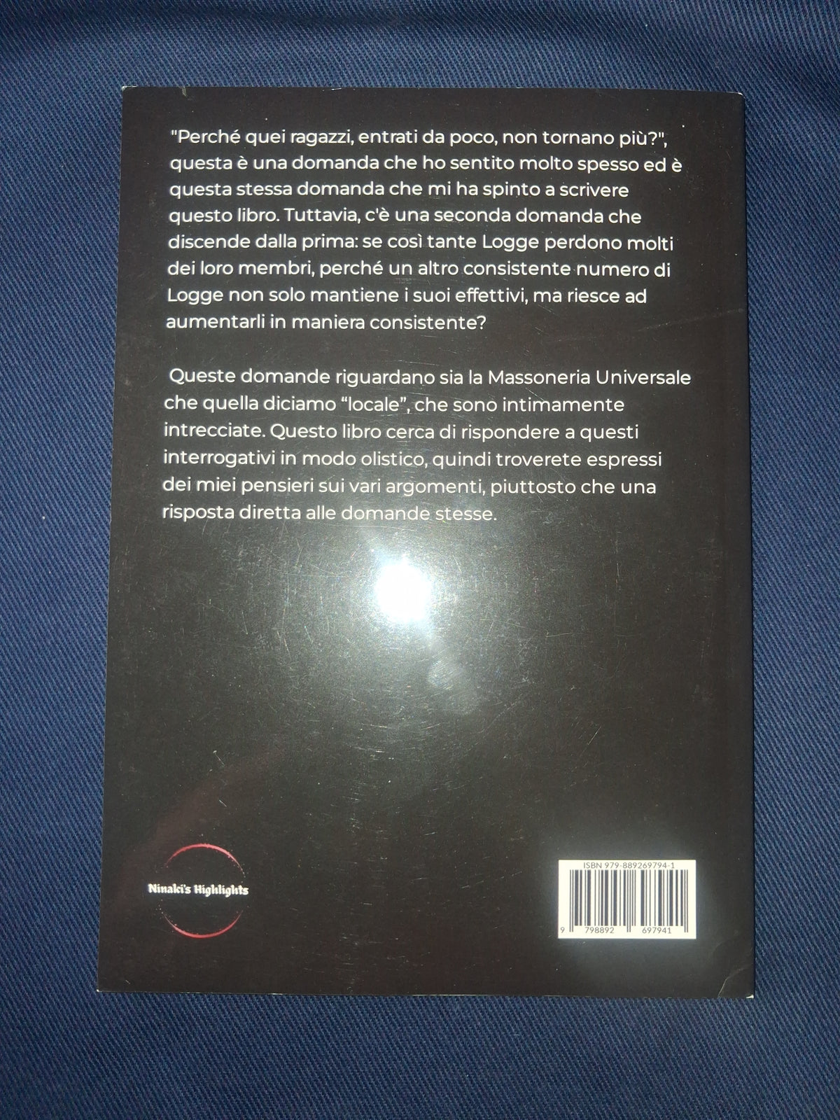 (Italian)Tre colpi distinti – Il rinnovamento massonico: le sue basi e le sue necessità by John Meek