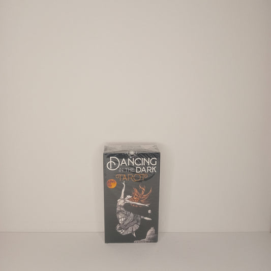 Dancing in the Dark Tarot (Gianfranco Pereno & Lunaea Weatherstone)